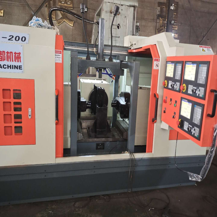 鑄鋼臥式閥門專用三麵式（shì）數控機床
