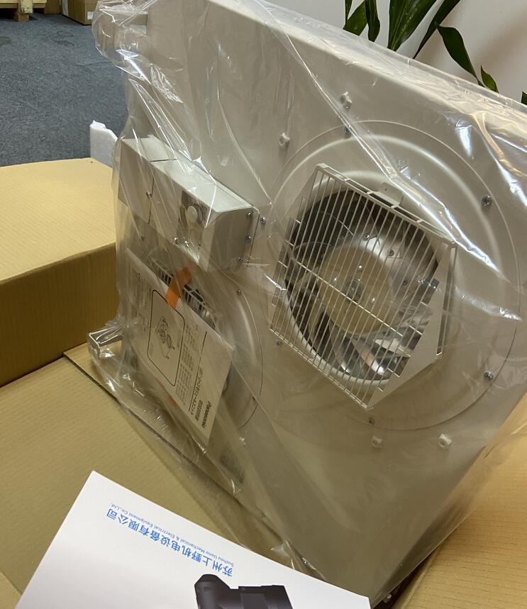 日本 Panasonic鬆下空氣過濾風扇FFU型號：BV-R...